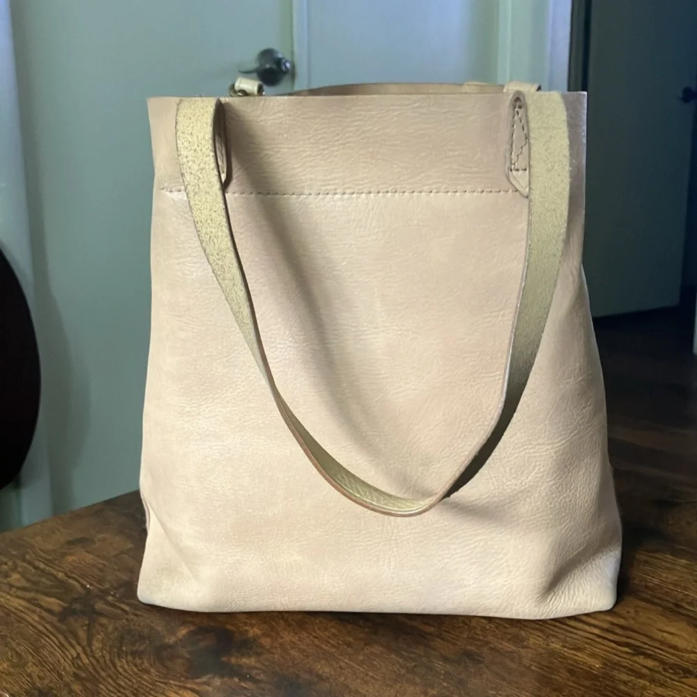 Madewell Medium Transport Leather Tote - Picture 4 of 11